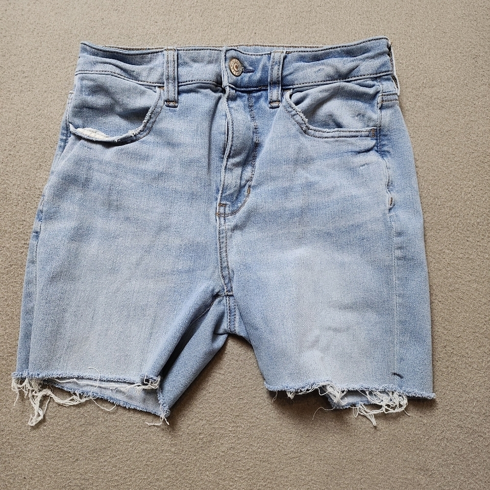 American Eagle Super Stretch Skinny Bermuda style shorts cut offs Sz 2 Hi Rise